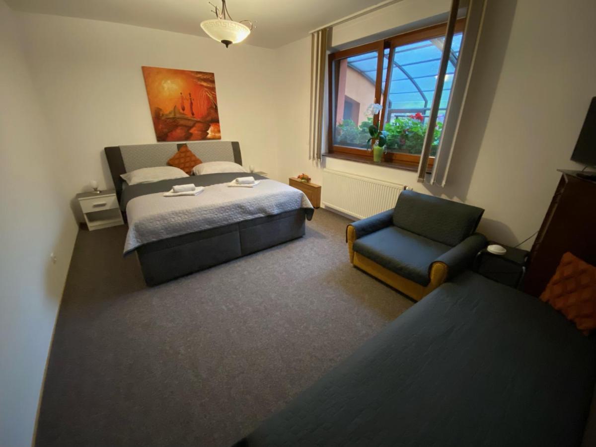 Brezno 2 Izbovy Apartman Sabi Екстер'єр фото